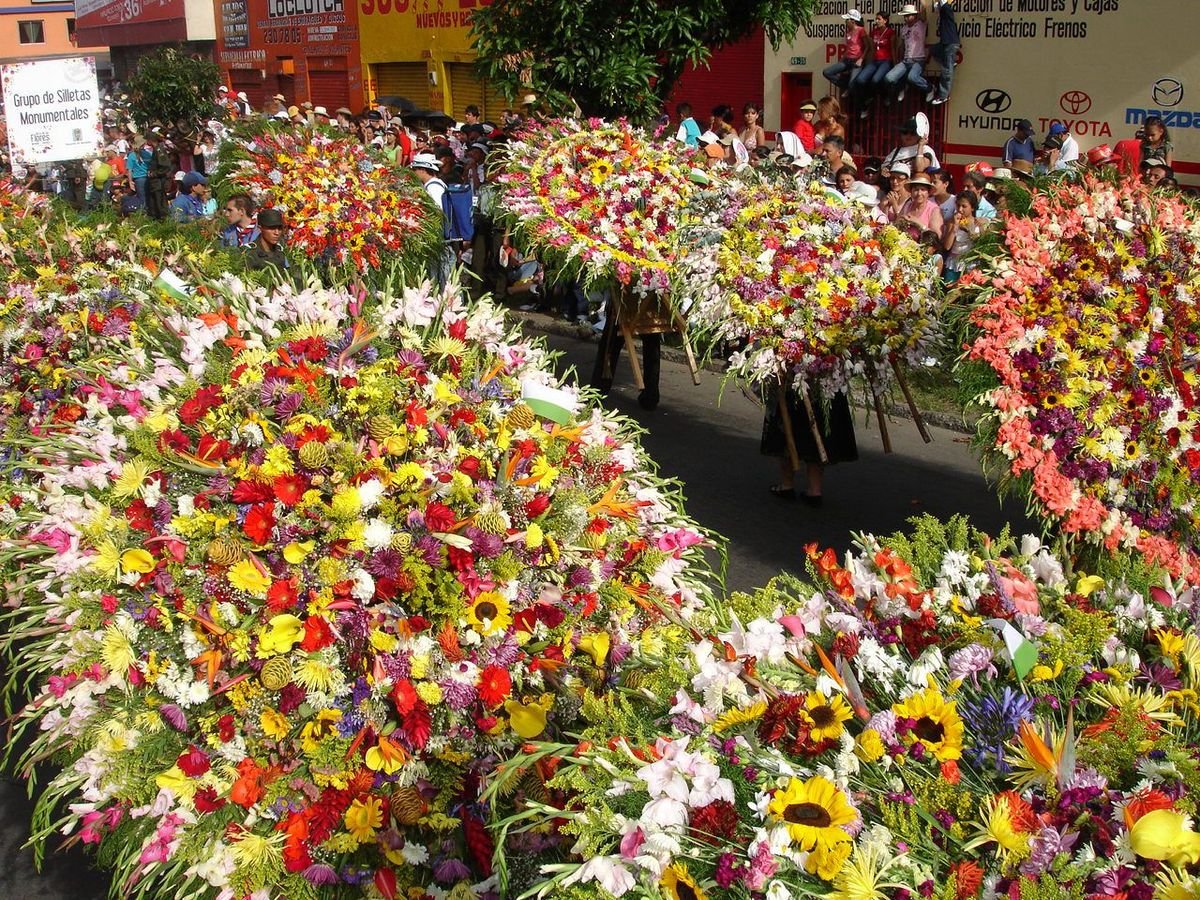 Festival de las Flores de Medellín Desfile de Silleteros Somos