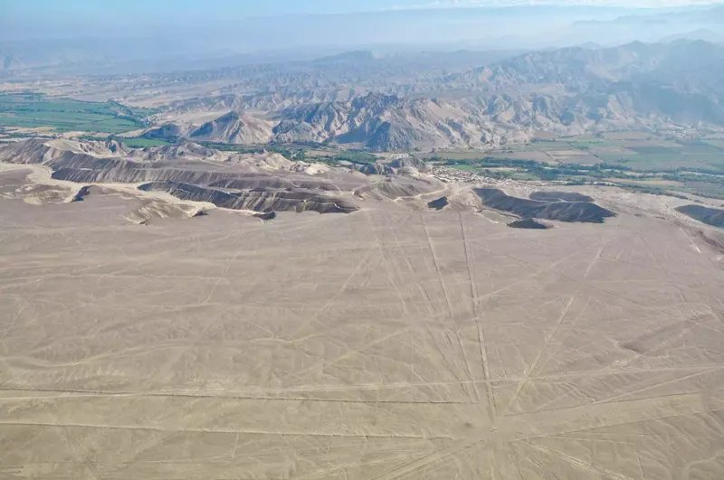 Vista aérea de las Líneas de Nazca