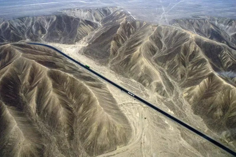 Carretera Panamericana y desierto de Nazca
