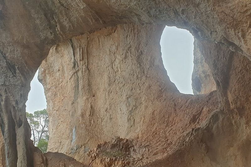 Cuevas El Mojao