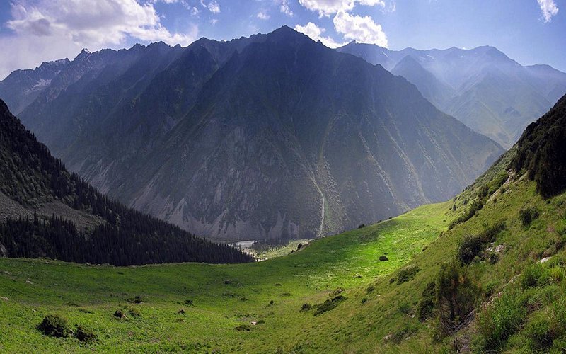 Explorando Bishkek: Las mejores atracciones turísticas que no puedes perderte