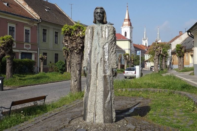 Statue of Ferenc Liszt