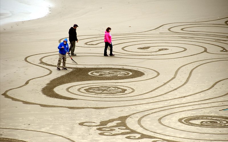 Circles in the Sand