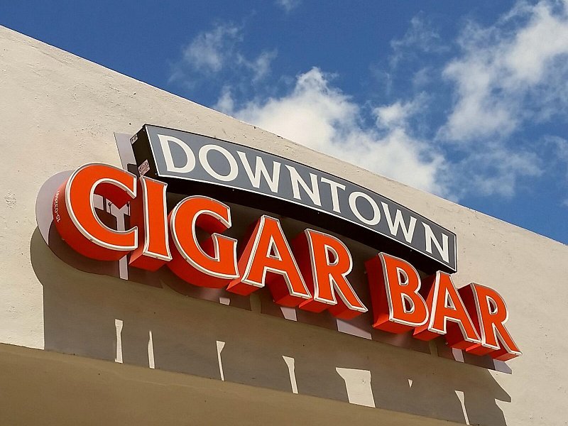 Downtown Cigar Bar