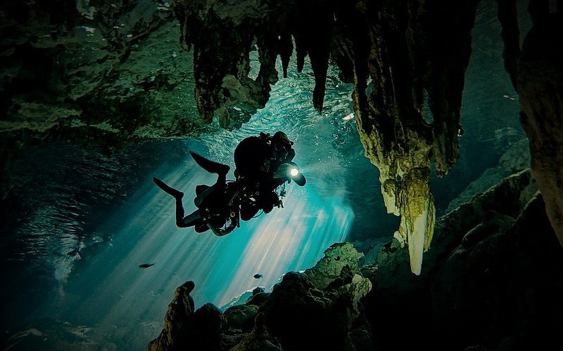 Explora el fascinante mundo subterráneo: Cavernas y cuevas en Tulum