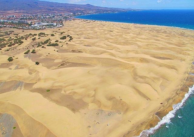 Las 10 mejores playas en Gran Canaria que no te puedes perder