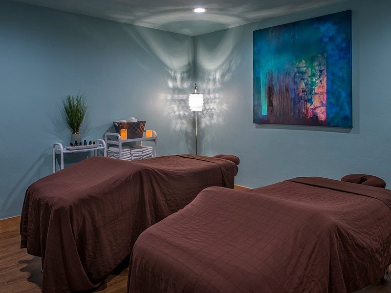 Refresh Massage Studio