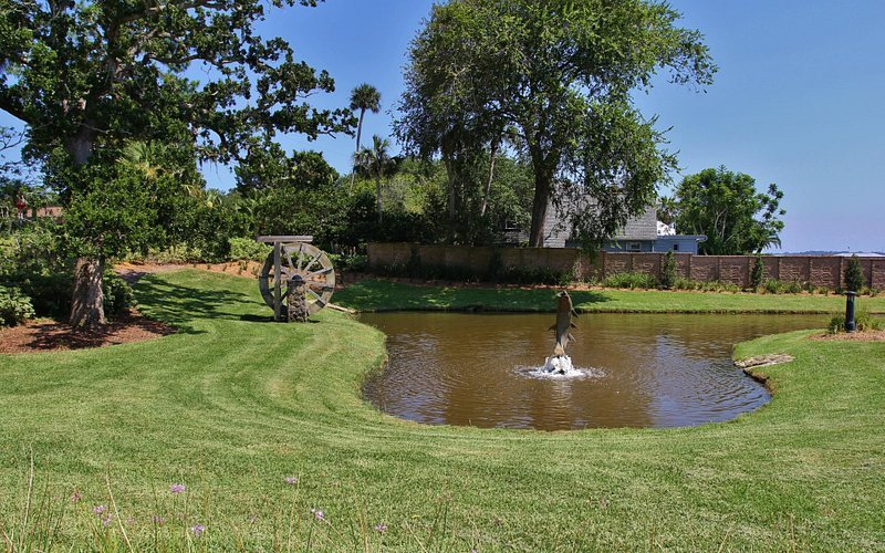 Rockefeller Gardens Park